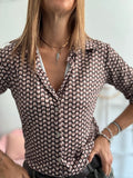 La camicia in maglina