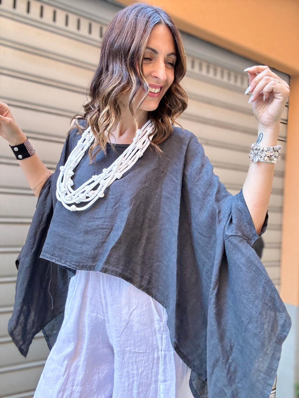 La mantella in lino ( due colori )