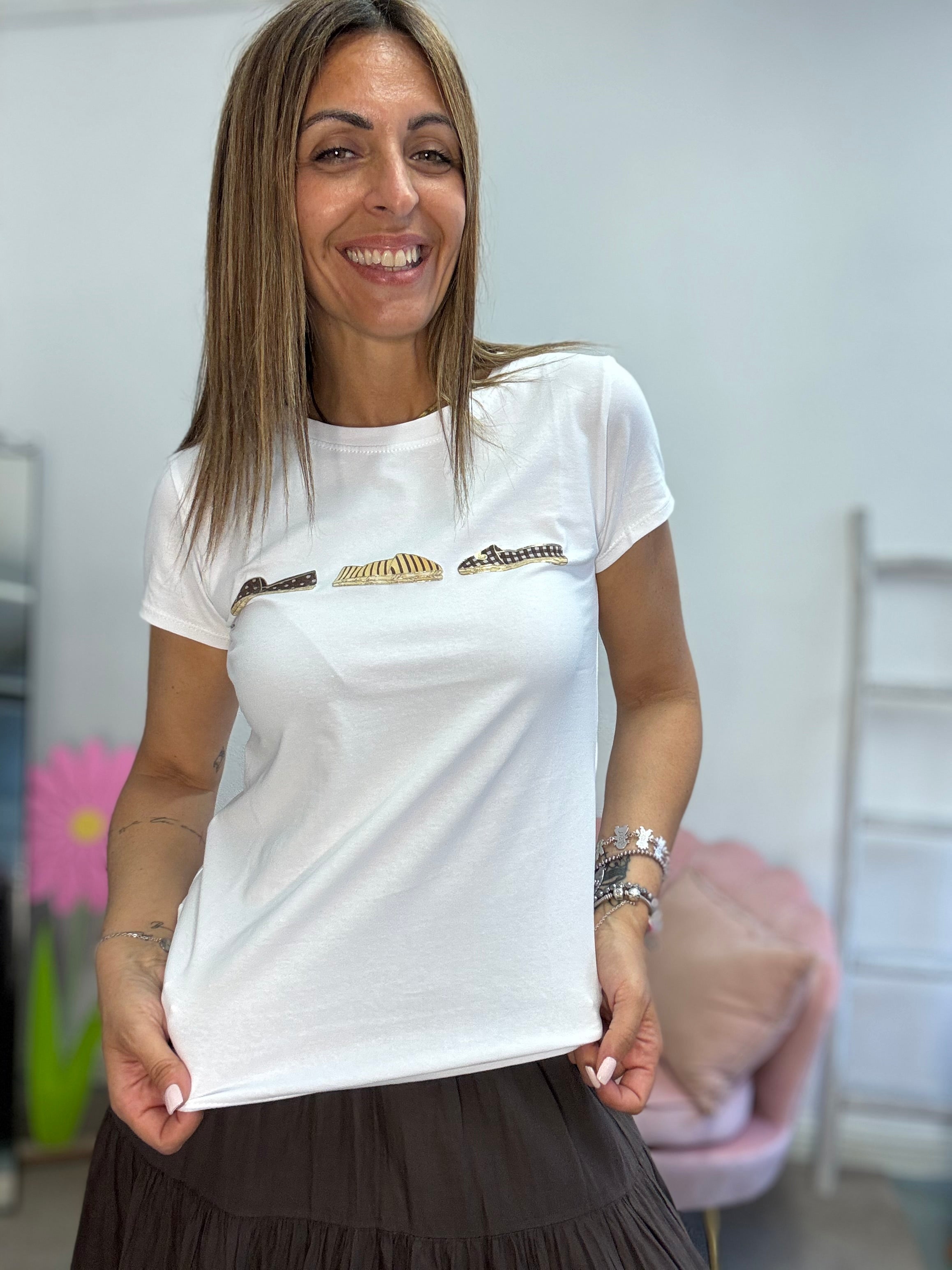 La t-shirt friulana marrone