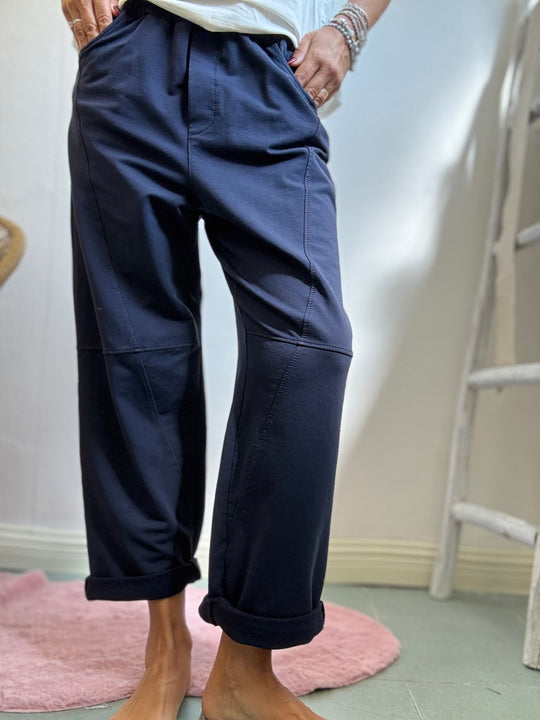 Il pantalone comodo in cotone