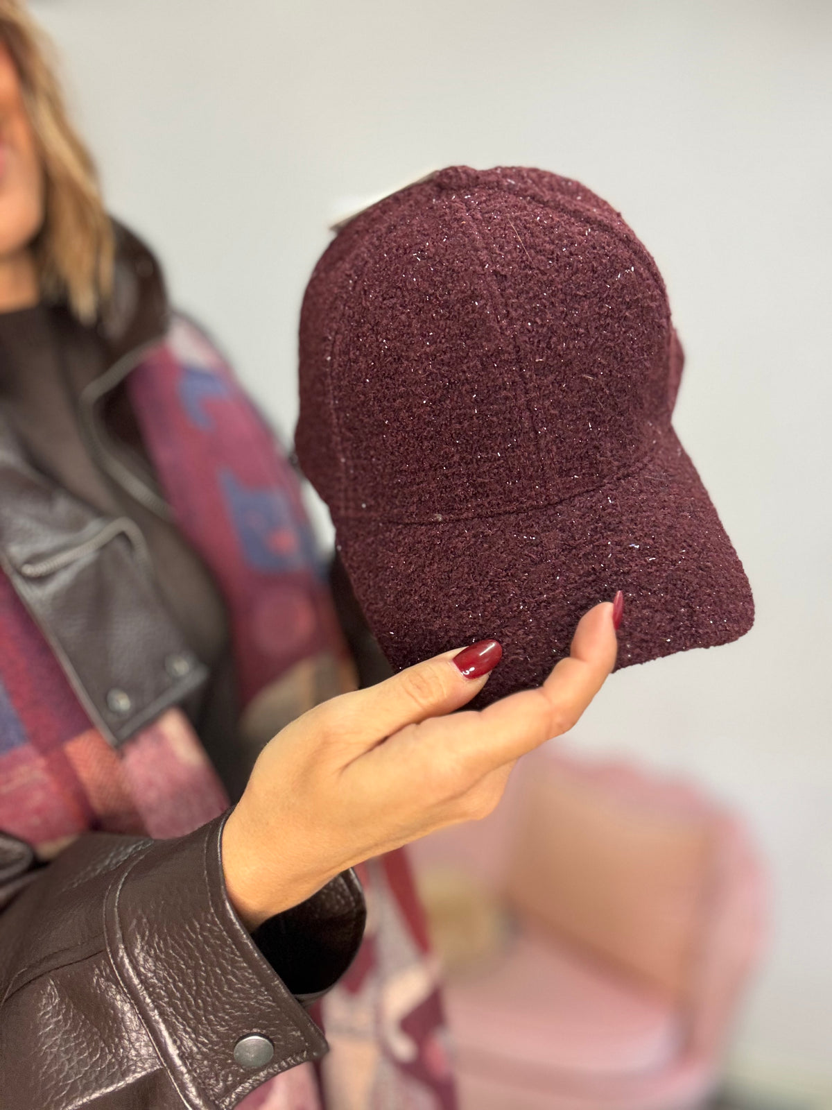 Cappello glitter con la visiera