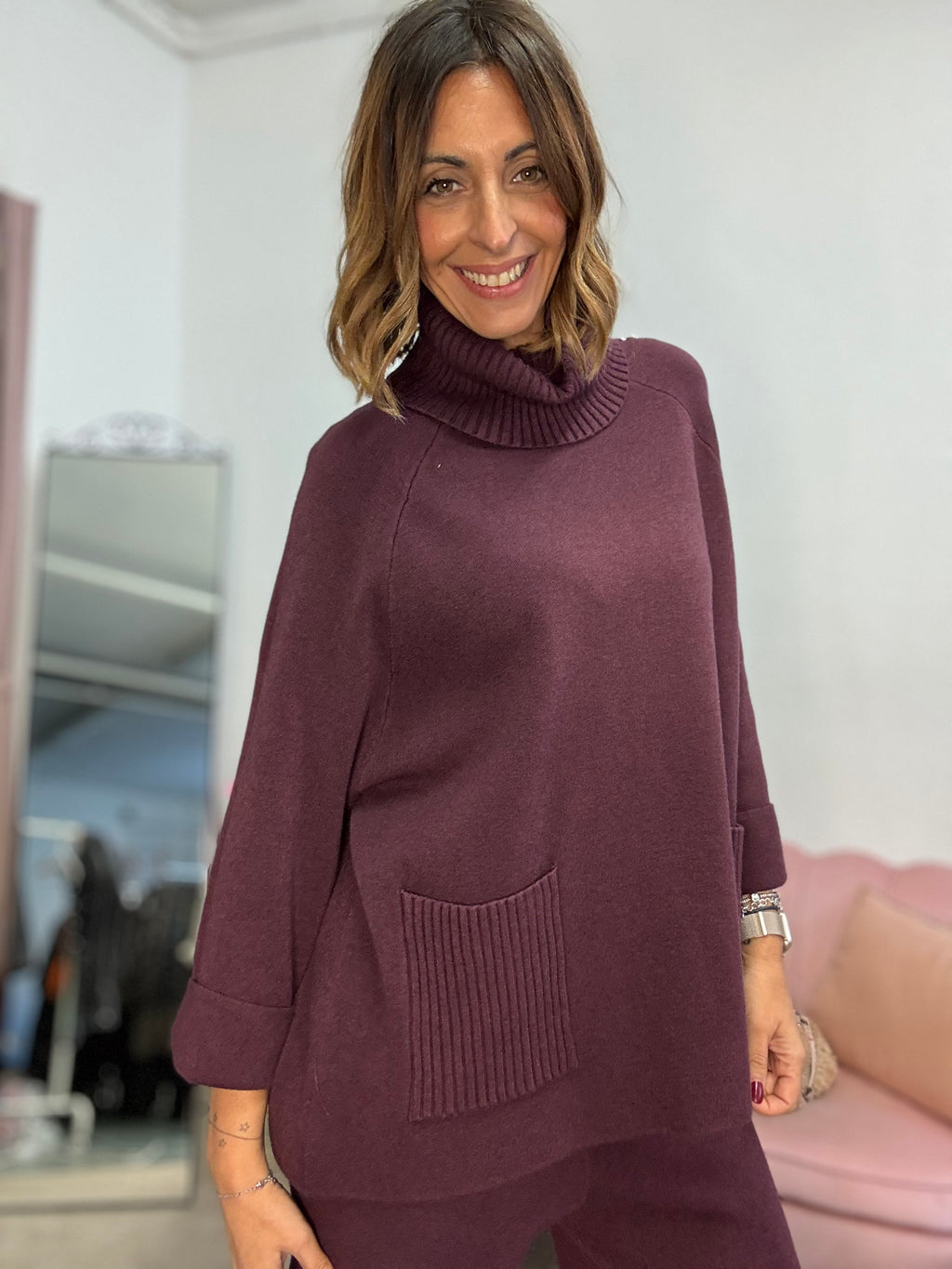 Il maxi pull con gli spacchetti